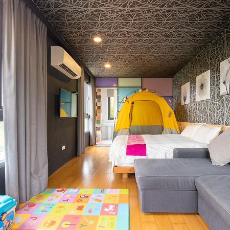 เยส วิลลา Apartment Yilan ภายนอก รูปภาพ