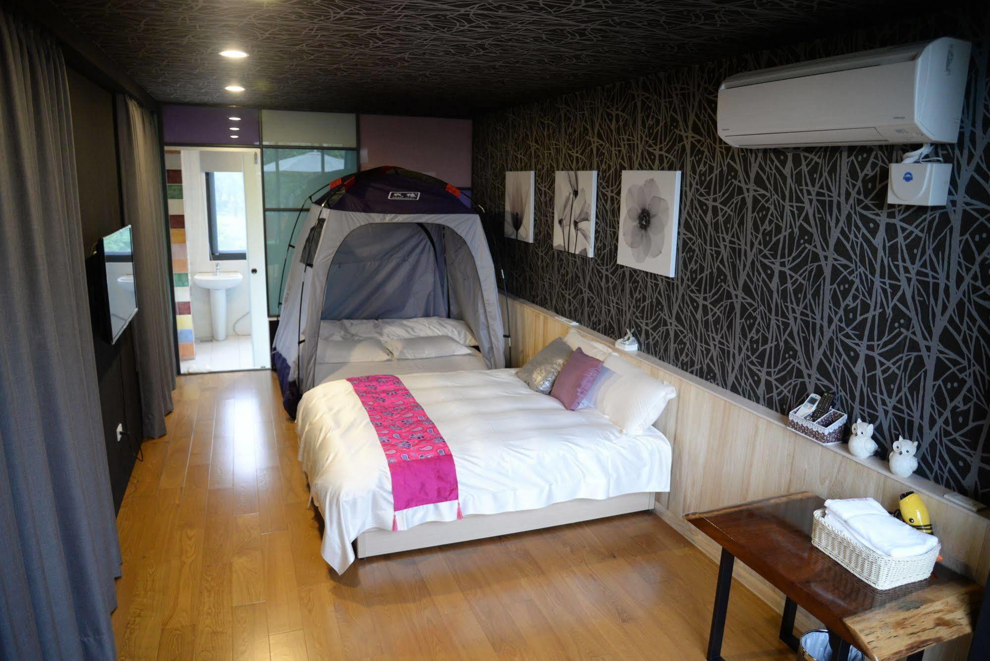 เยส วิลลา Apartment Yilan ภายนอก รูปภาพ